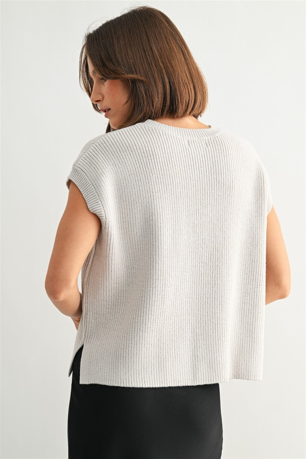 SHORT SLEEVE SWEATER VEST