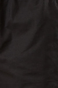 High waist scallop edge short in black textured fabric