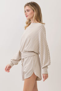 BOAT NECK DOLPHIN KNIT SWEATER