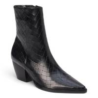 CATY LEATHER POINTED TOE WESTERN ANKLE BOOTIES