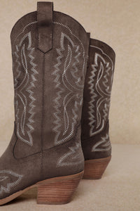 TESSA EMBROIDERED POINTED TOE WESTERN COWGIRL BOOTS