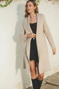 Beige cozy open long cardigan with pockets, ideal for stylish comfort
