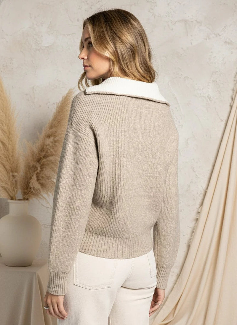 Beige ribbed Supply Celia Pullover with white fur collar and cuffs, made of wool or cashmere