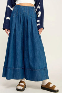 Blue denim pleated maxi skirt for women’s boho chic clothing in wide leg style