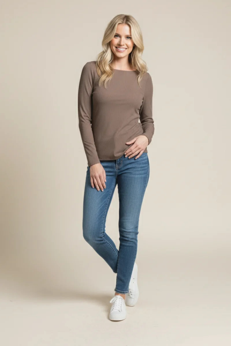 Arabella Basic women’s boho chic top with jeans and sneakers
