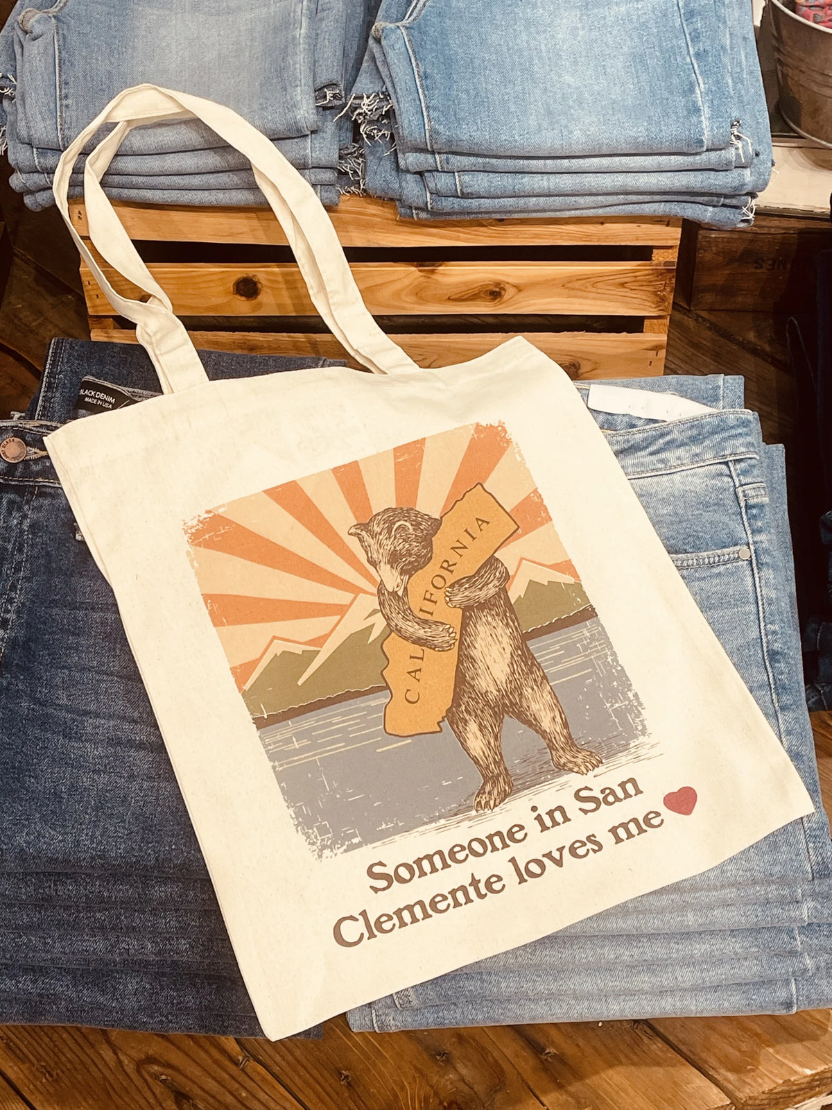 San Clemente canvas tote bag showcasing durable canvas tote design and stylish look