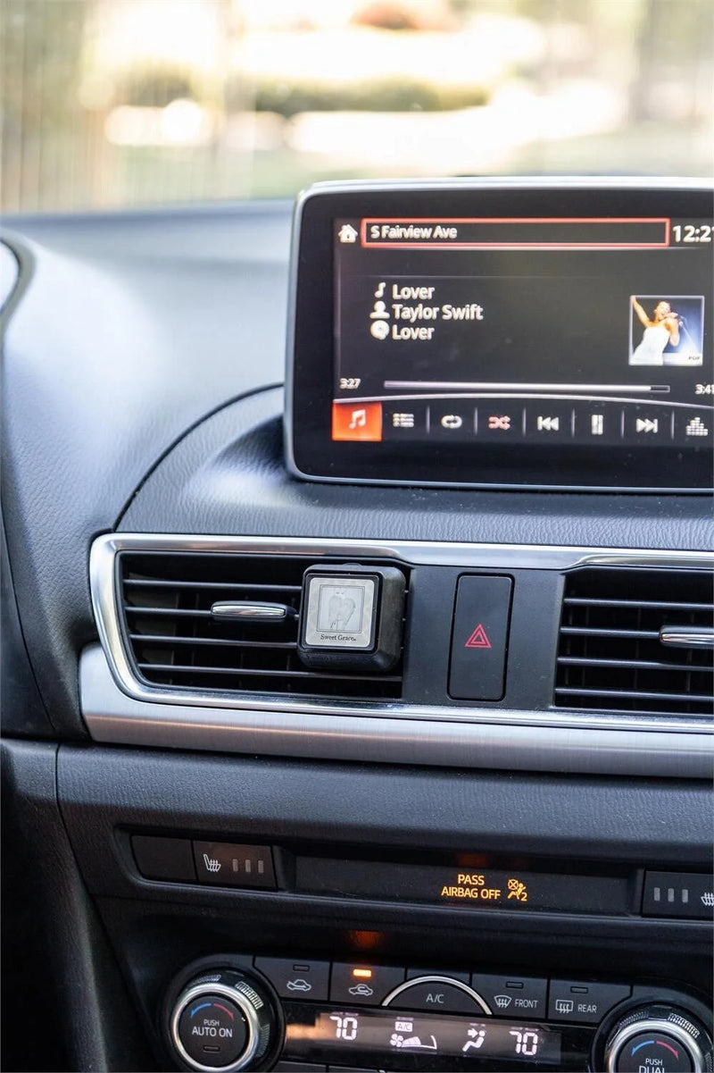 Car radio displayed in AUTO CAR VENT SWEET GRACE for an enhanced driving experience