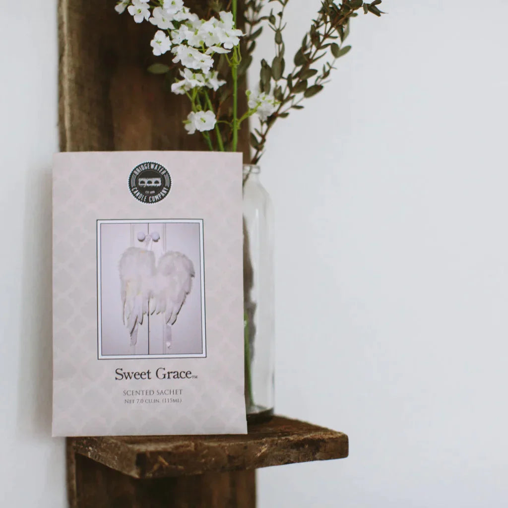 Scented sachets Sweet Grace featuring an image of a sheep on the card