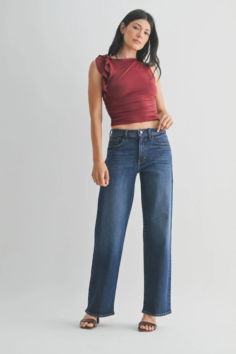 Mid rise loose straight jeans with shoulder ruffles