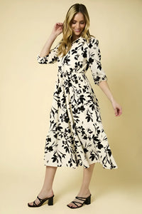 Floral Print Midi Dress with Three-Quarter Sleeves and Flared Skirt in Tiered Floral Design