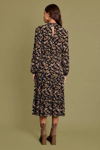 Floral print midi dress with long sleeves and keyhole back, ideal for women’s boho chic clothing