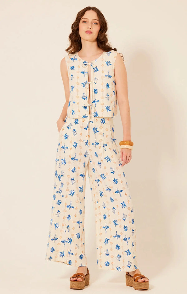 Floral print two-piece outfit featuring Valerie Sea Pants from Shop Daisy’s women’s boho chic clothing