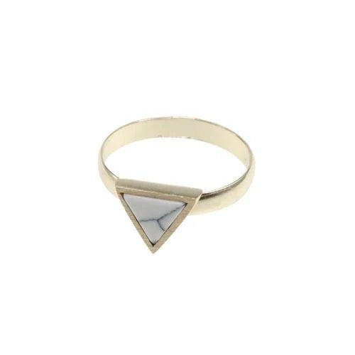 Dainty gold marbled triangle ring with a striking triangle-shaped stone elegance