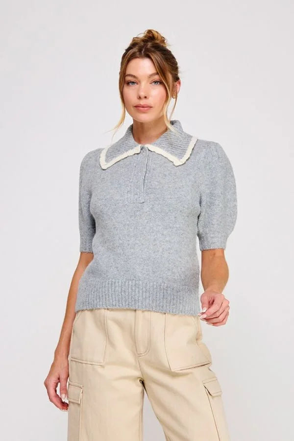 Gray collared puff short sleeve sweater with white Peter Pan collar