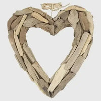 Heart-shaped driftwood wreath wall hanging decor, perfect for women’s boho chic clothing