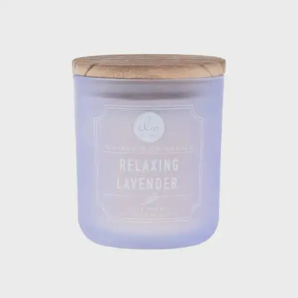 Lavender-scented candle with wooden lid from Shop Daisy, featuring a wooden wick