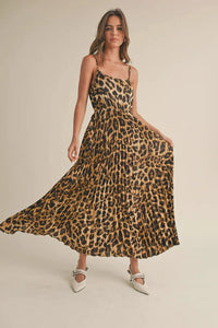 Trendy leopard print pleated dress