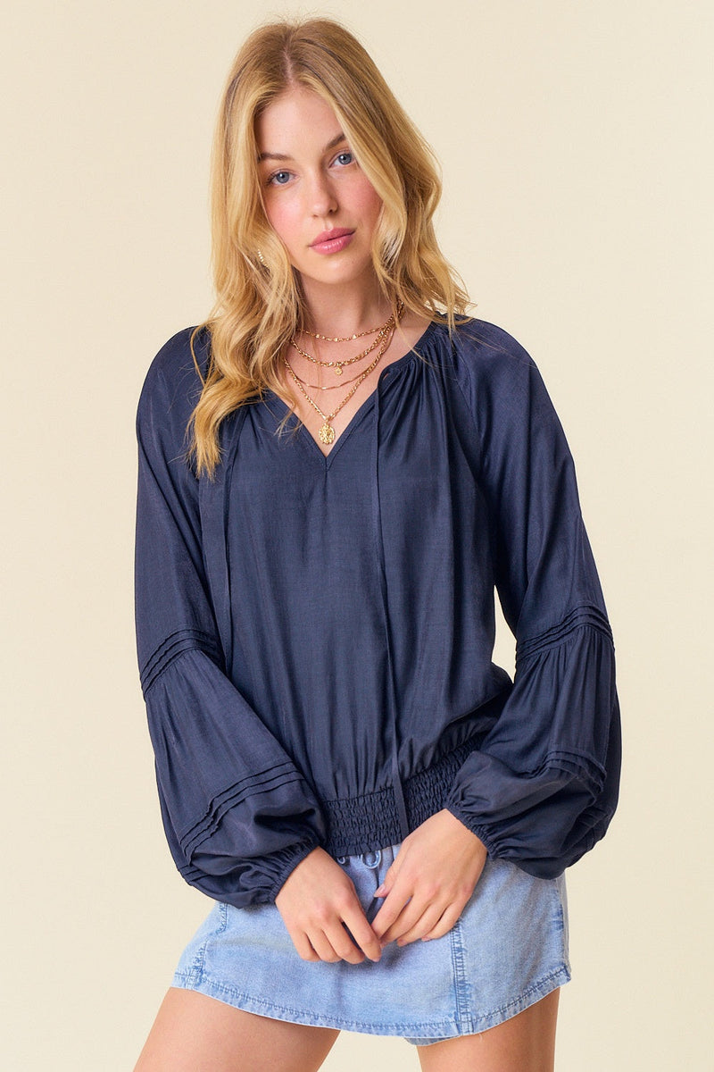 PINTUCK SLEEVE BLOUSE WITH SMOCKING ELASTIC - NAVY / SMALL