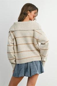 Off-the-shoulder striped collared cardigan with high neckline and ribbed details