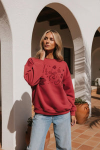 Red long sleeve Christmas graphic sweater with casual design