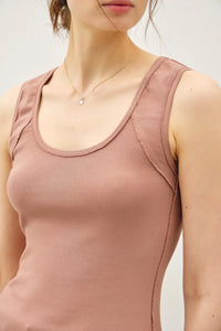 Ribbed dusty rose raw seam sleeveless tank top for women’s boho chic clothing | Shop Daisy