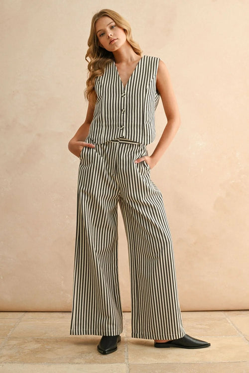 Striped pattern wide leg pants set featuring a two-piece striped vest and trousers