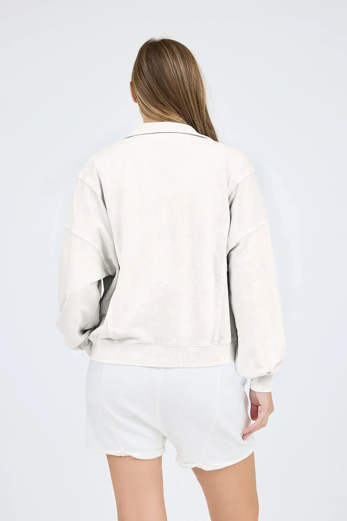 Off-white washed half snap long sleeve knit top with matching shorts for casual wear