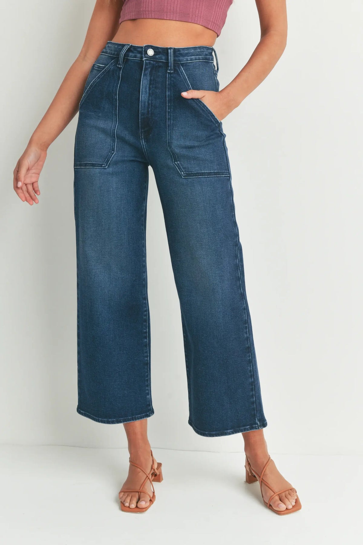 Wide-leg cropped denim jeans with utility pockets from Shop Daisy, perfect for women’s boho chic clothing