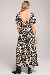 Women’s black and white abstract print Evra Maxi Rayon Ruffle Dress with puff sleeves