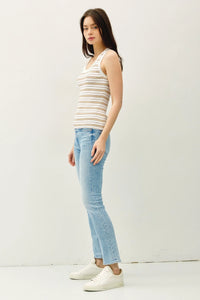 Women’s stripe ribbed knit tank top with light wash jeans for casual style